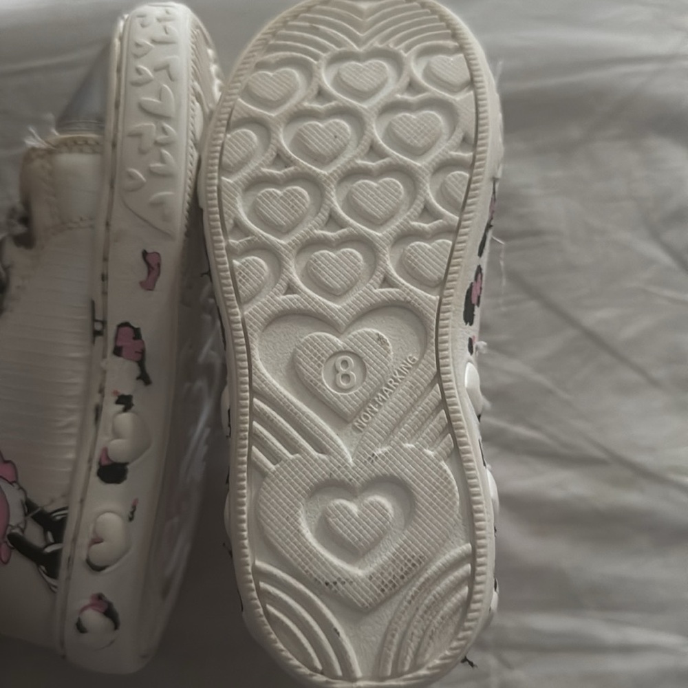 Shoes - Picture 6 of 6